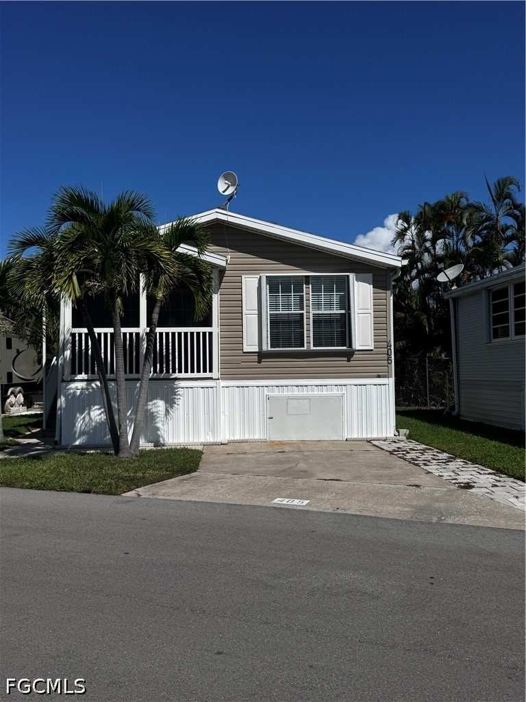 2 bedroom ManufacturedHome at 19681 Summerlin Rd 405, Palmetto Palms R V, Fort Myers — photo 1