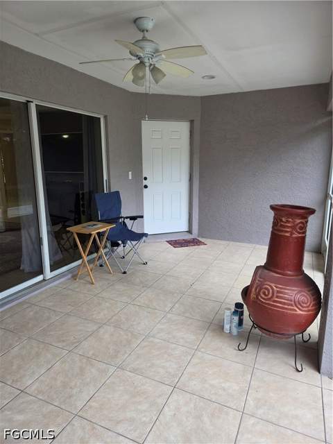 1025 Iris St E, Lehigh Acres FL - photo 11 of 41