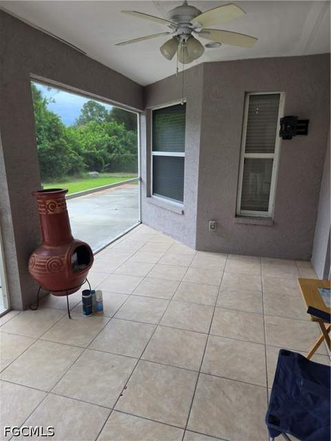1025 Iris St E, Lehigh Acres FL - photo 12 of 41