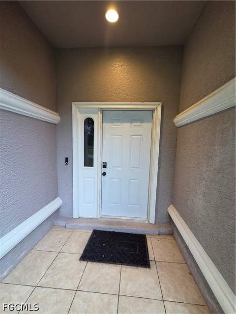 1025 Iris St E, Lehigh Acres FL - photo 16 of 41
