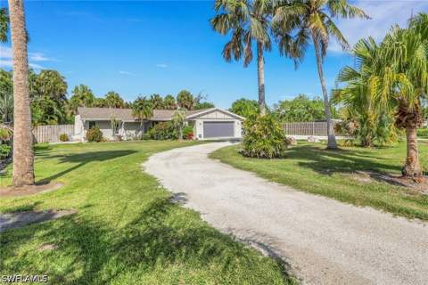 16500 Arbor Ridge Dr, Fort Myers FL - photo 16 of 36
