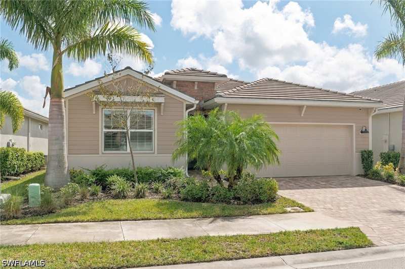 4 bedroom SingleFamilyResidence at 28089 Sanibel Sands St, Seasons At Bonita, Bonita Springs — photo 1