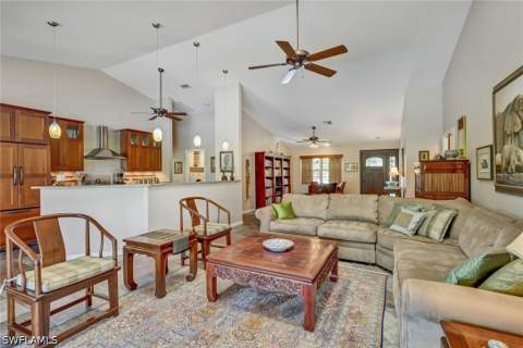 1982 E Crown Pointe Blvd, Naples FL - photo 9 of 37
