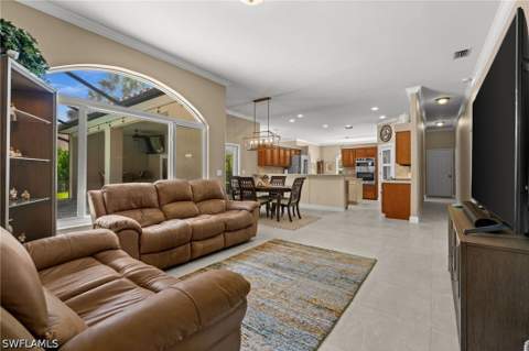 2127 Imperial Cir, Naples FL - photo 11 of 34
