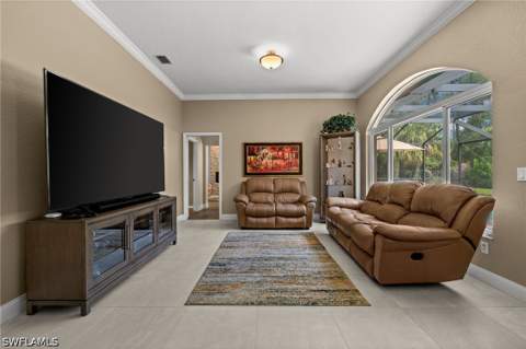 2127 Imperial Cir, Naples FL - photo 13 of 34