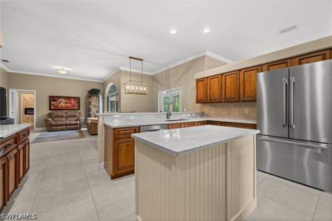 2127 Imperial Cir, Naples FL - photo 8 of 34