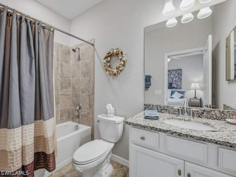 1482 Santiago Cir, Naples FL - photo 16 of 48