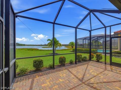 1482 Santiago Cir, Naples FL - photo 22 of 48