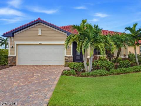1482 Santiago Cir, Naples FL - photo 23 of 48