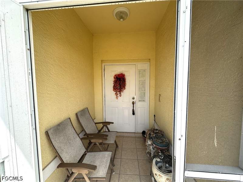 3 bedroom SingleFamilyResidence at 2409 Del Ray Pl, Lakewood Terrace, Lehigh Acres — photo 3