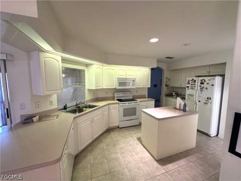 2409 Del Ray Pl, Lehigh Acres FL - photo 8 of 36