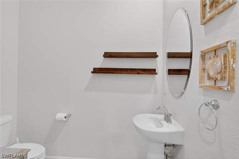 2821 Citrus St, Naples FL - photo 12 of 35