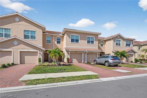 2821 Citrus St, Naples FL - photo 20 of 35