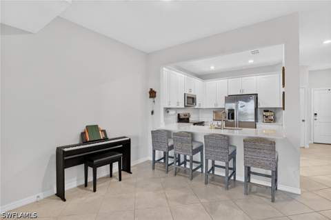 2821 Citrus St, Naples FL - photo 9 of 35