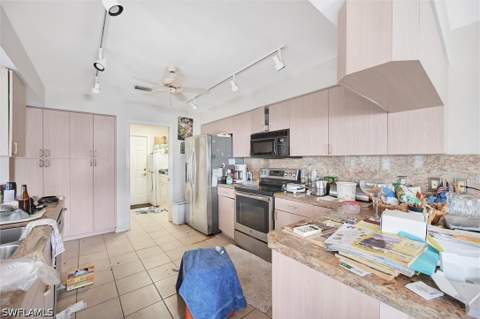 269 N Barfield Dr, Marco Island FL - photo 15 of 49