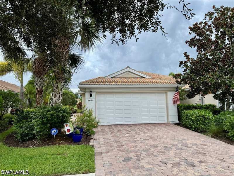 3 bedroom Attached at 8647 Genova Ct, Verona Walk, Naples — photo 1
