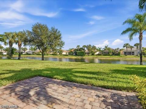 8647 Genova Ct, Naples FL - photo 13 of 44