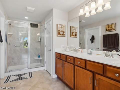 8647 Genova Ct, Naples FL - photo 18 of 44