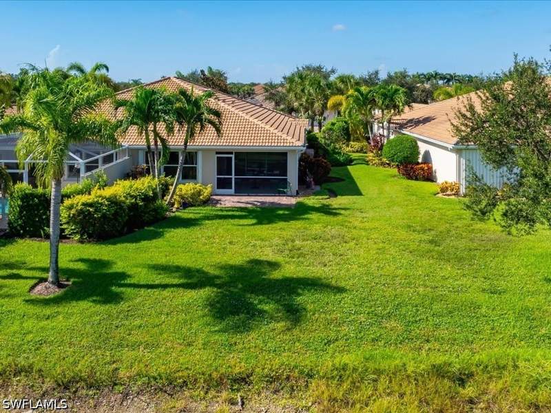 3 bedroom Attached at 8647 Genova Ct, Verona Walk, Naples — photo 2