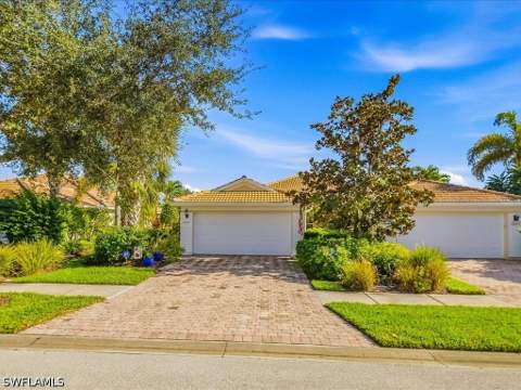 8647 Genova Ct, Naples FL - photo 22 of 44