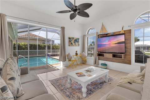 530 Century Dr, Marco Island FL - photo 14 of 44
