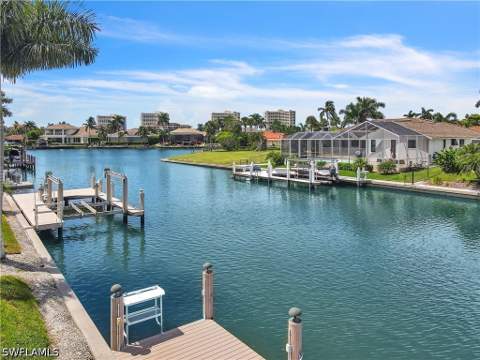 530 Century Dr, Marco Island FL - photo 20 of 44