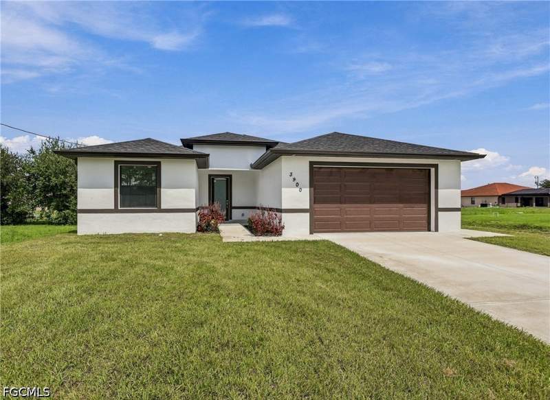 4 bedroom SingleFamilyResidence at 3900 25th St SW, Lehigh Acres, Lehigh Acres — photo 2