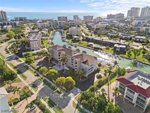 870 Collier Ct 406, Marco Island FL - photo 21 of 24
