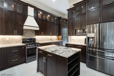 3585 33rd Ave NE, Naples FL - photo 6 of 31