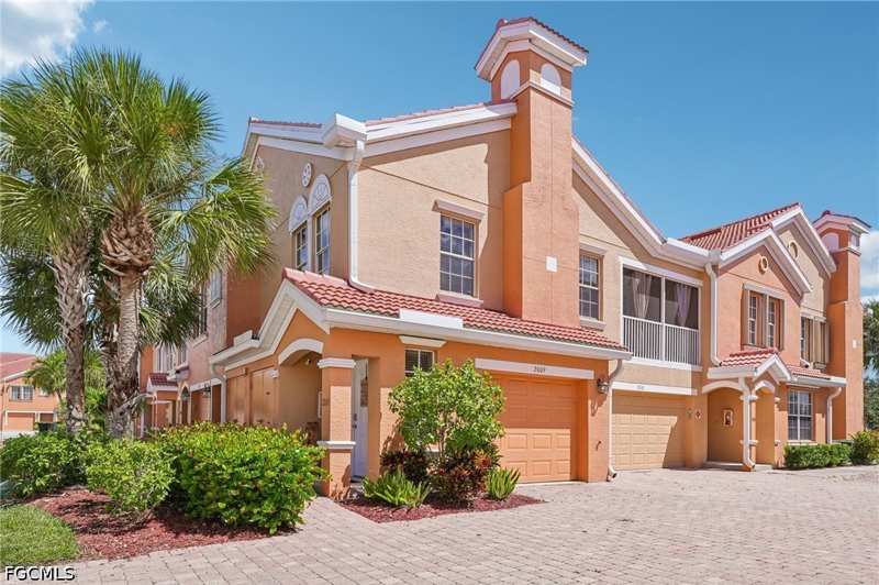 2 bedroom Townhouse at 1813 Concordia Lake Cir 2009, Concordia, Cape Coral — photo 1