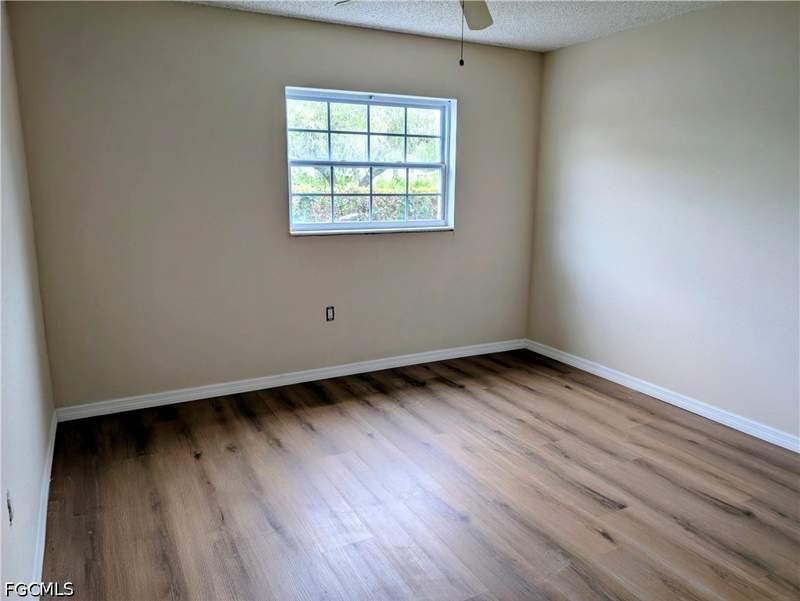 2 bedroom Condominium at 7049 New Post Dr E4, Foxmoor Condo, North Fort Myers — photo 5