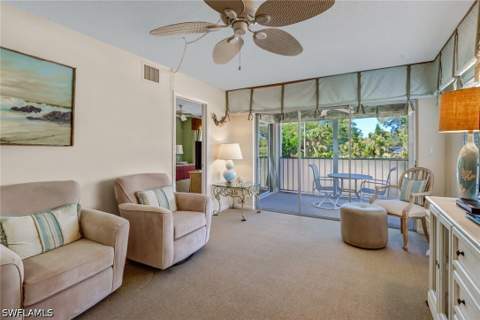 5 High Point Cir W 211, Naples FL - photo 14 of 44