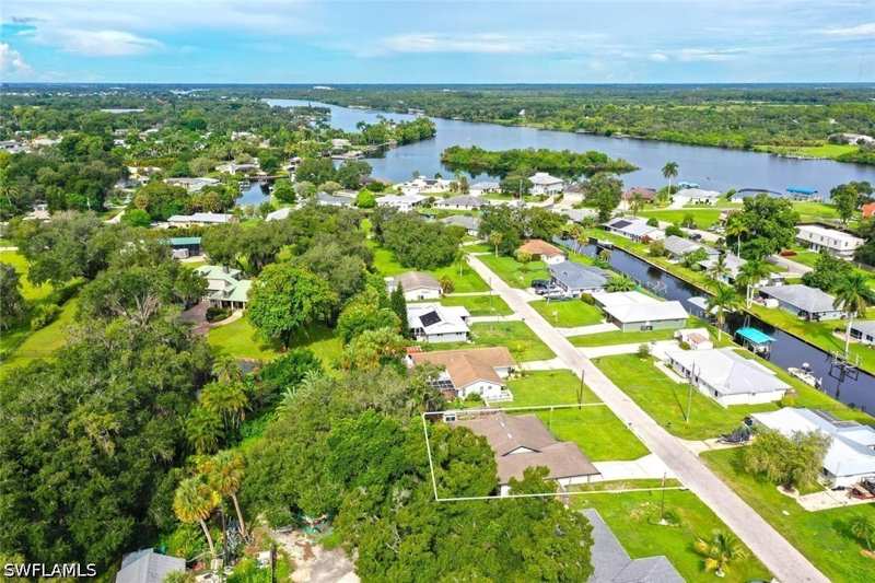3 bedroom SingleFamilyResidence at 14949 Randolph Dr, Paradise Shores, Fort Myers — photo 1