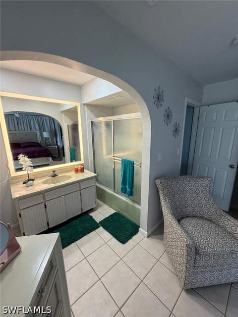 704 Cleveland Ave, Lehigh Acres FL - photo 19 of 48