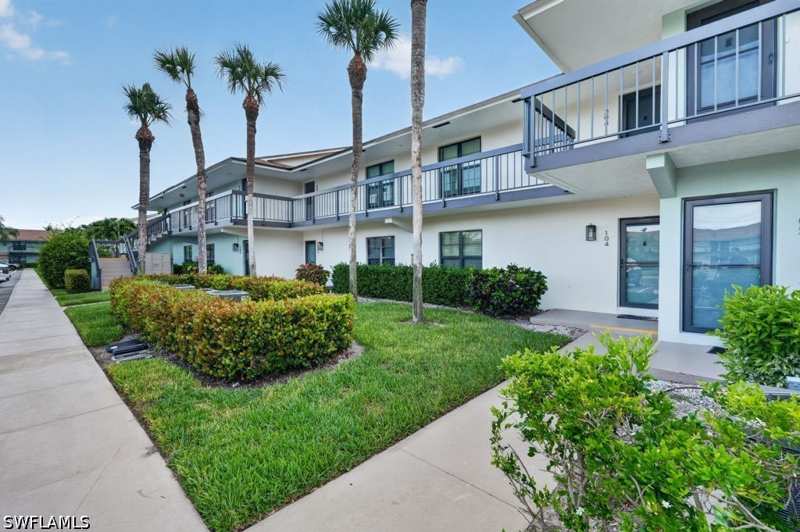 2 bedroom Condominium at 35 Greenbrier St 6-104, Mariner Apts Marco Island, Marco Island — photo 1