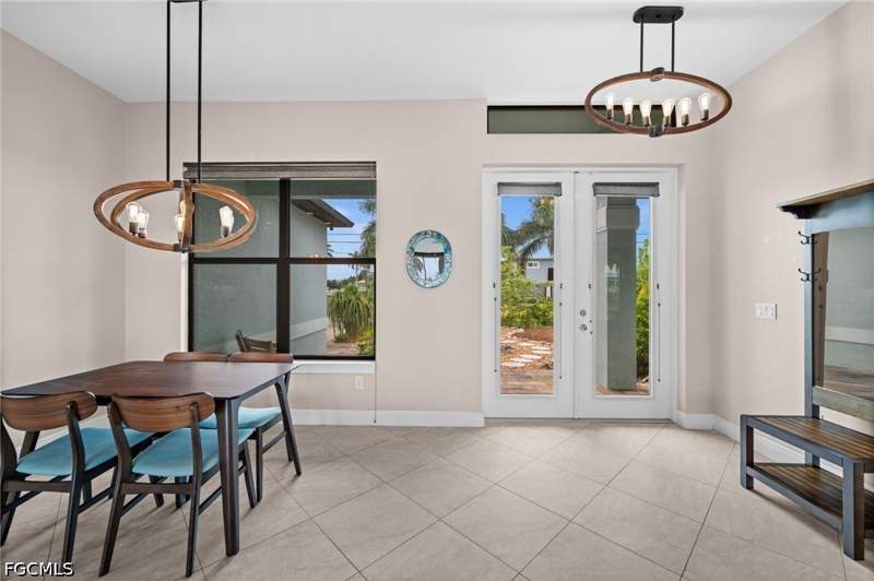 3 bedroom SingleFamilyResidence at 2478 Baybreeze St, Pine Island Shores Unit 5, St James City — photo 5