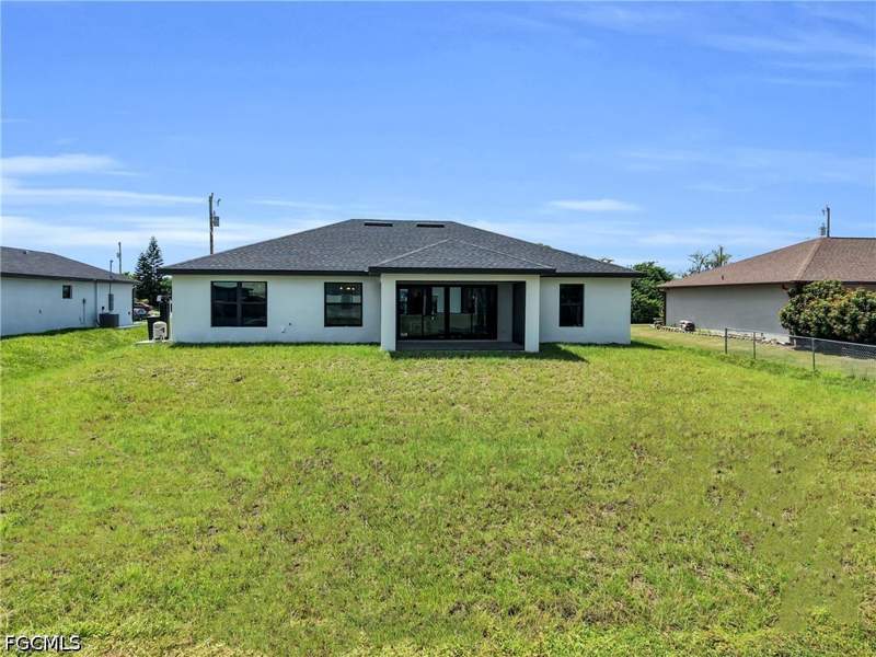 3 bedroom SingleFamilyResidence at 4202 14th St SW, Lehigh Acres, Lehigh Acres — photo 3