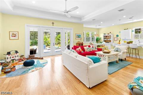 1530 Poinciana Ave, Fort Myers FL - photo 9 of 49