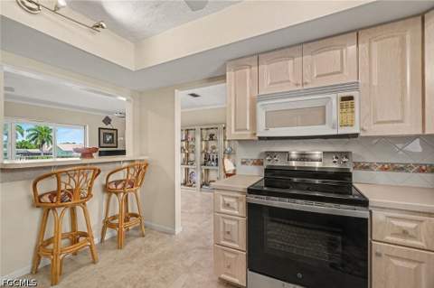 1705 Beach Pkwy 206, Cape Coral FL - photo 15 of 31