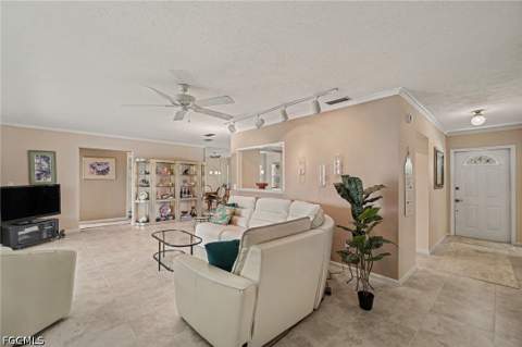 1705 Beach Pkwy 206, Cape Coral FL - photo 7 of 31