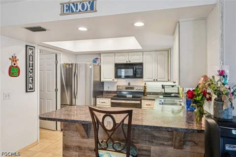 17034 Golfside Cir 701, Fort Myers FL - photo 11 of 42