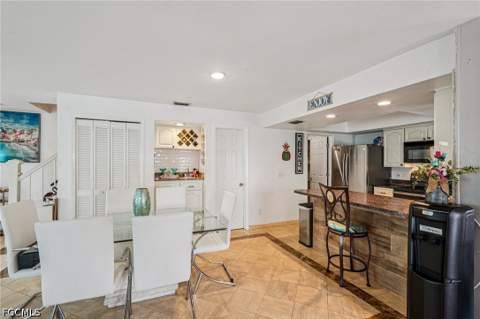 17034 Golfside Cir 701, Fort Myers FL - photo 6 of 42