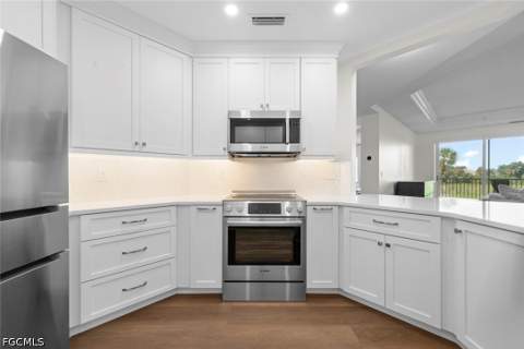 5663 Baltusrol Ct 2B, Sanibel FL - photo 12 of 47