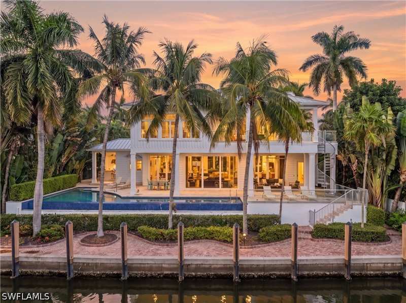 4 bedroom SingleFamilyResidence at 636 14th Ave S, Aqualane Shores, Naples — photo 1