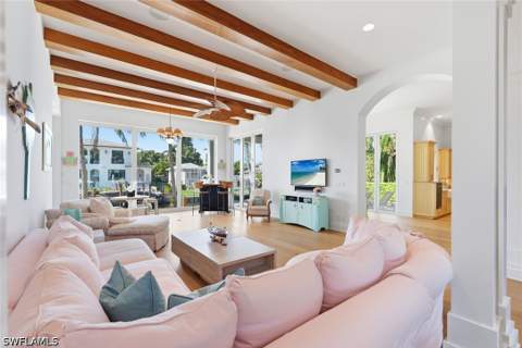 636 14th Ave S, Naples FL - photo 11 of 25