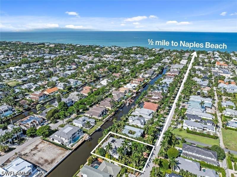 4 bedroom SingleFamilyResidence at 636 14th Ave S, Aqualane Shores, Naples — photo 5
