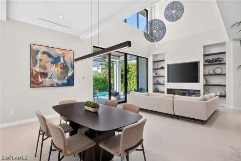 788 7th Ave N, Naples FL - photo 10 of 49
