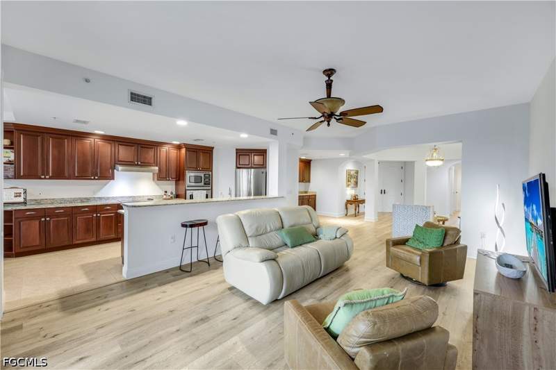 3 bedroom Condominium at 6081 Silver King Blvd 103, Tarpon Landings, Cape Coral — photo 5