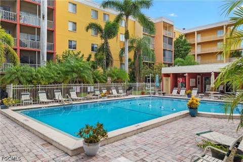 2366 E Mall Dr 213, Fort Myers FL - photo 23 of 24