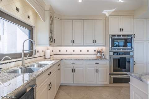 4031 Gulf Shore Blvd N Phie, Naples FL - photo 6 of 22